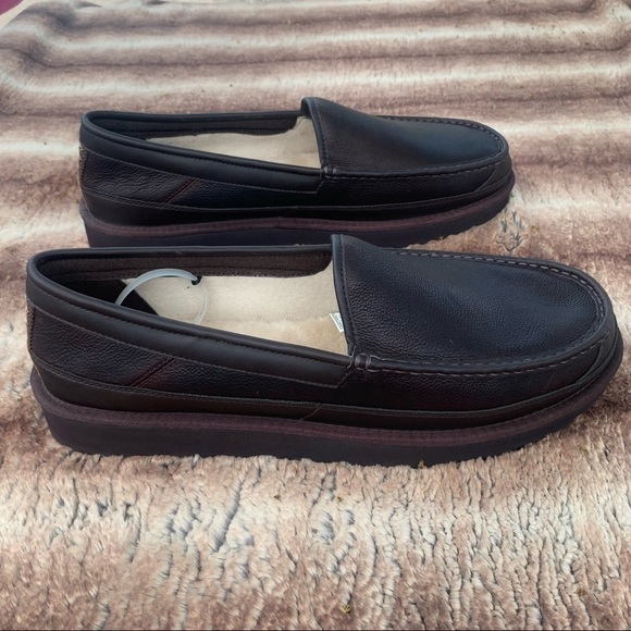 UGG Dex Moc Toe Water Resistant Leather Loafer - Picture 3 of 14